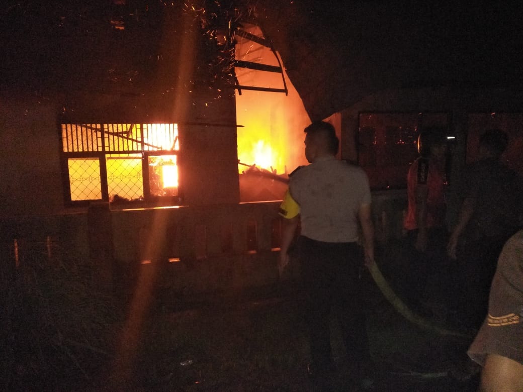 SDN 1 Pekon Kota Batu “Terbakar” Diduga Konsleting Listrik?