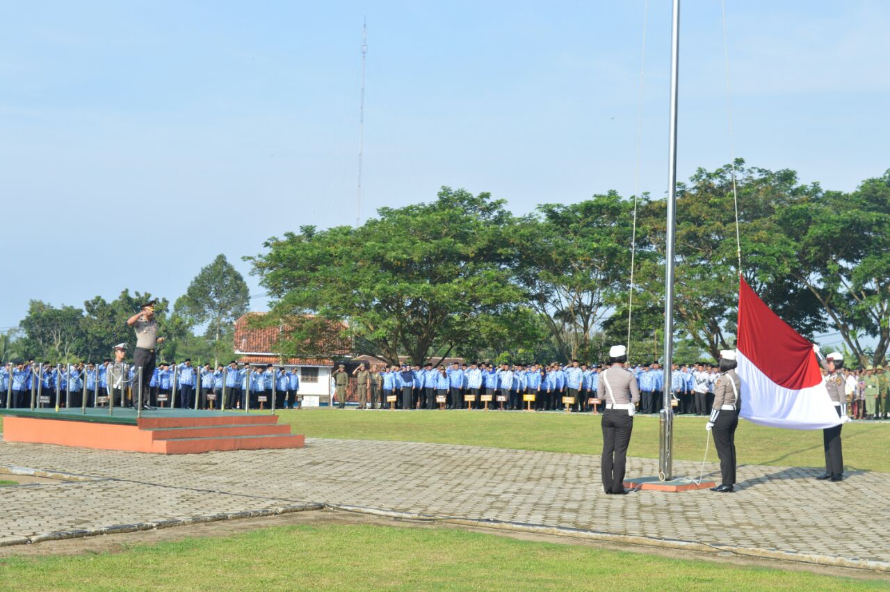 Tanggamus Peringati Hari Linmas, Kartini, dan Otonomi Daerah