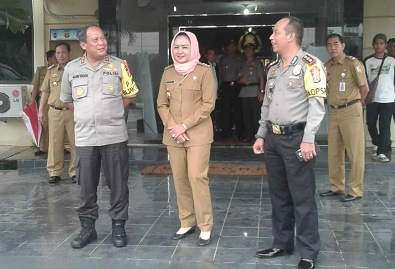 Winarti Sambut Kedatangan Kapolda Irjen. Pol. Suntana di Mapolres Tulang Bawang