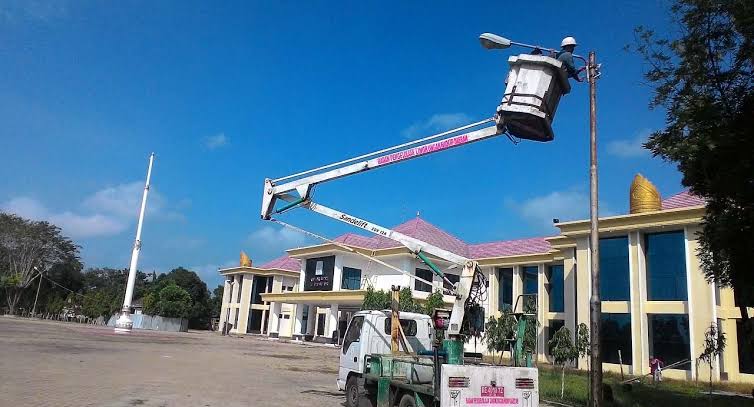 Tagihan Listrik Rp6 Milyar Kabag Umum dan Dinas Lingkungan Hidup Tulang Bawang Saling Tuding?