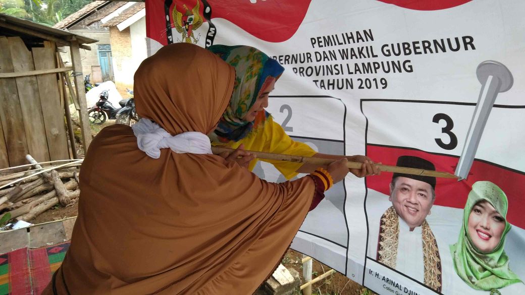 Ajak Warga Tulang Bawang Ubah Lampung Lebih Baik Pilih Arinal-Nunik