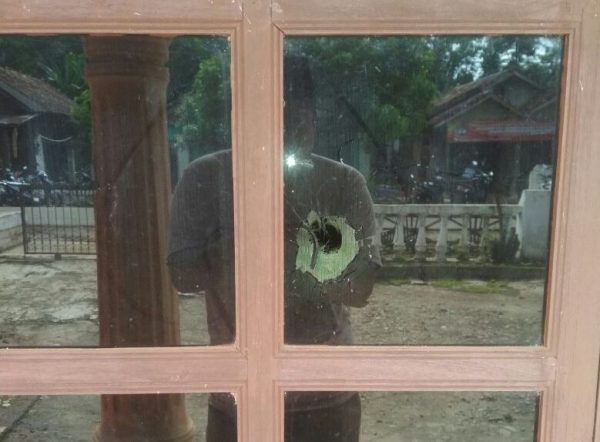 Ada Warga Tertembak Peluru Nyasar Saat Polisi Grebek Pelaku Curanmor di Jabung