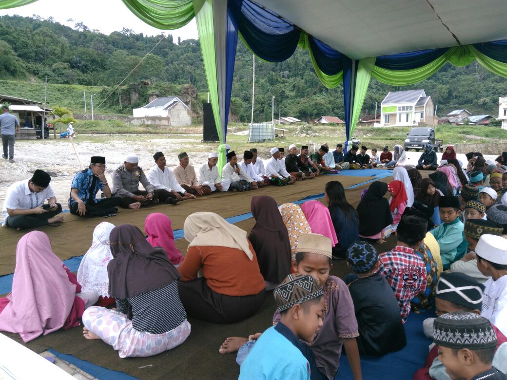 Emerald Hill Residence Berbagi Dengan Masyarakat Dan Yatim