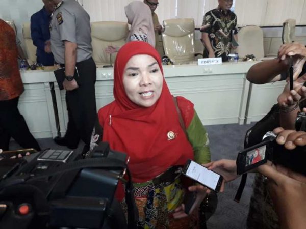 Bunda Eva “Semprot” KPU, Bawaslu, Dan Gakumdu Pilkada Lampung