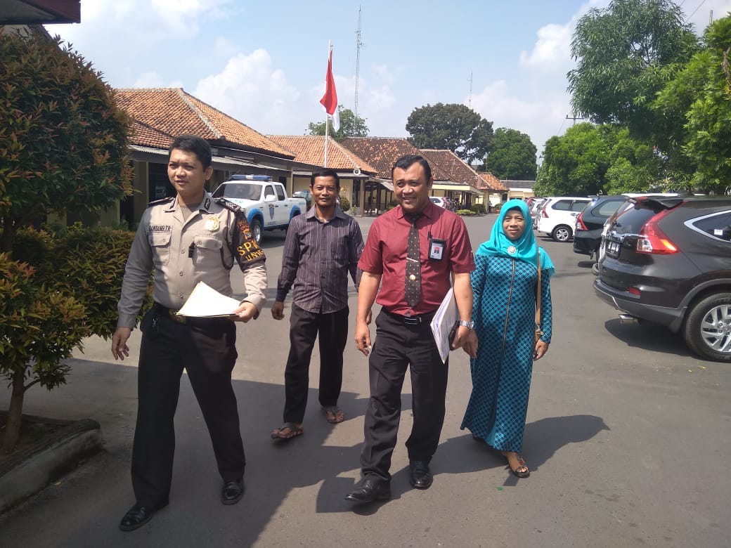 Edi Ribut Dampingi Korban Deposito “Bodong” BMTL-Risma Kota Metro