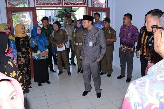 Agung Ilmu Mangkunegara : ‘Jadi Pejabat Kok Elek-elekan Semua’