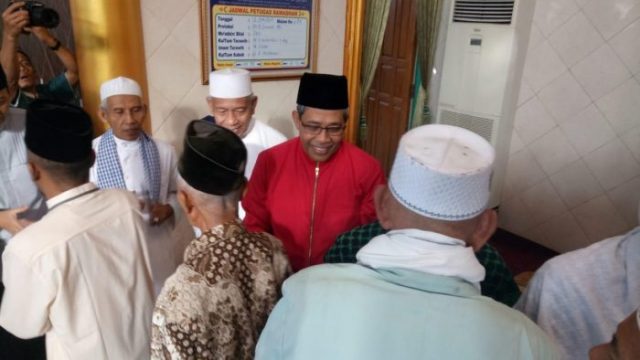Rombongan Jamaah Haji Kloter 11 Tiba Dirumah Dinas Wabup Lamteng