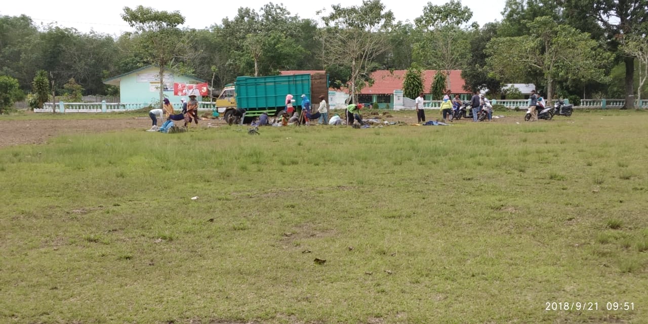 Warga Karta Tolak Penjualan Rumput Lapangan Sepakbola, Kepalo Tiyuh Kantongi Surat Persetujuan BPT