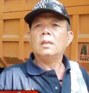 Badarsyah Yusuf Minta Kepala Tiyuh Menghentikan Penjualan Rumput Lapangan Sepak Bola Tiyuh Karta