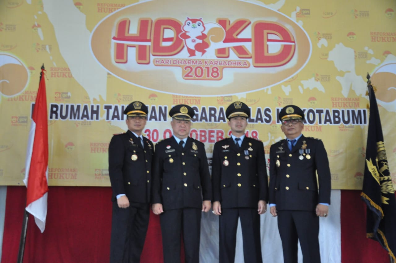 Hari Dharma Karyadhika 2018, Rutan dan Lapas Kotabumi Musnahkan Seribu Unit Handphone Sitaan