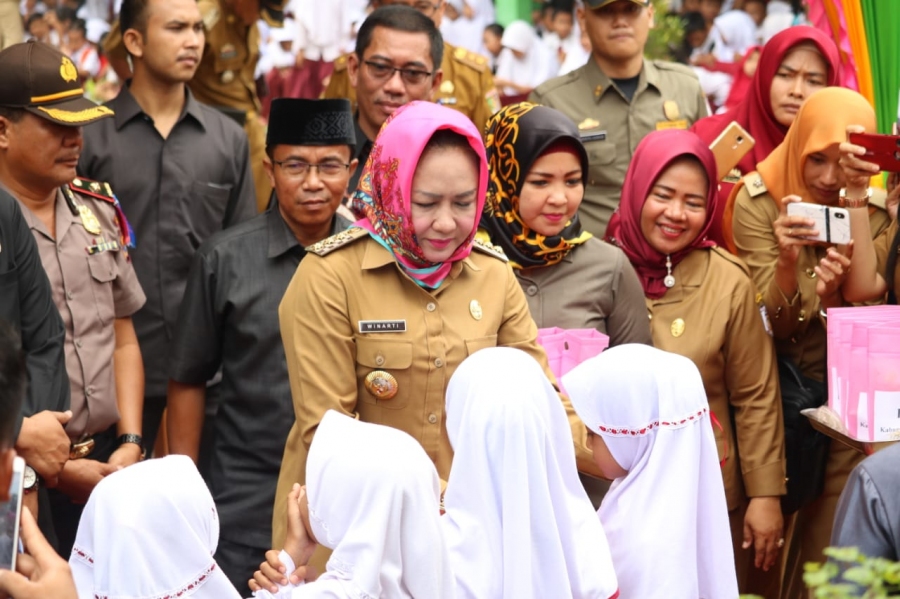 Bupati Tulangbawang Launching Program Pemberian Makanan Tambahan Anak Sekolah SD Tahun 2018