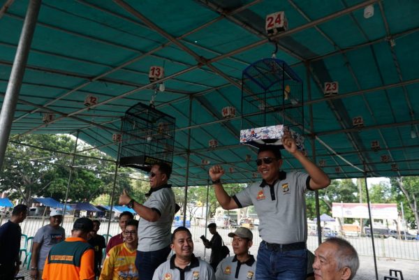 HUT Bhayangkara Ke-73, Polres Lamsel Gelar Lomba Burung Kicau