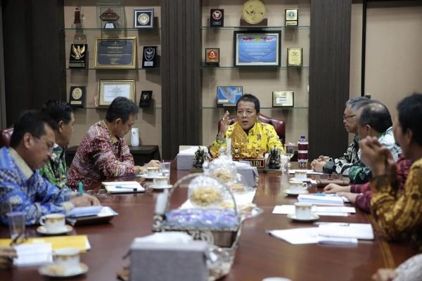 Gubernur Arinal : Utamakan Profesionalitas Untuk Perkembangan Bank Lampung