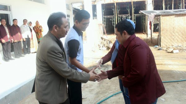 Mahasiswa STISIPOL Dharma Wacana Metro KKN di Metro Kibang dan Trimurjo