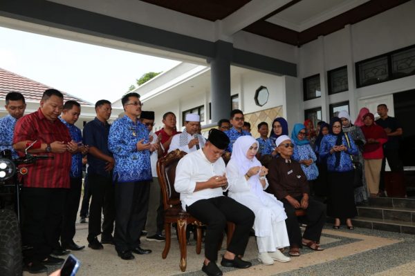 Tunaikan Ibadah Haji, Plt Bupati Lamsel Minta Doakan Yang Terbaik