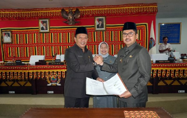 DPRD Lamsel Sepakati KUPA-PPAS Perubahan APBD 2019, Pendapatan Daerah Bertambah Rp 22 Miliar