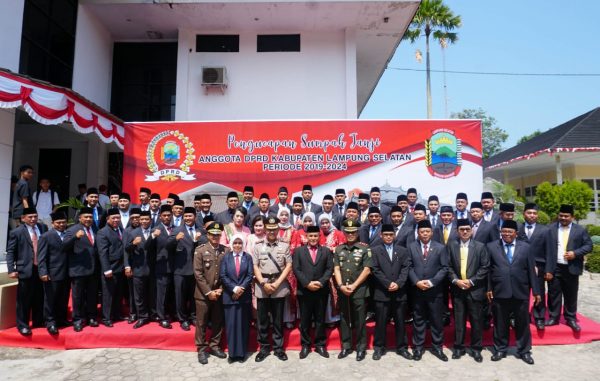 Wajah Baru Mendominasi Anggota DPRD Lamsel Periode 2019-2024