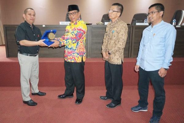 17 Hari Mengabdi, 79 Mahasiswa FEB UHAMKA Temu Pamit Dengan Pemkab Lamsel