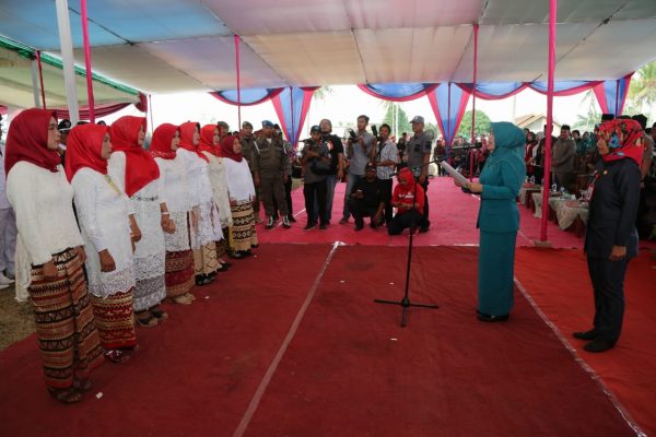 Winarni Lantik Tujuh Ketua Tim Penggerak PKK Desa Di Kecamatan Jati Agung