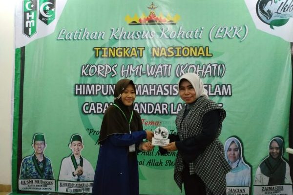 Jadi Fasilitator LKK Kohati HMI, dr. Zam: Perempuan Adalah Tiang Negara