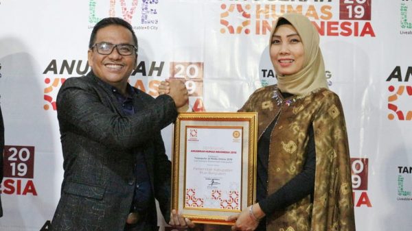 Muba Raih Penghargaan Humas Indonesia Sebagai Pemkab Terpopuler di Media Online