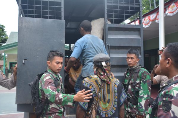 Massa Pendemo “Rusuh” Dipulangkan TNI Sepakat Tidak Mau Ikut Aksi Lagi?