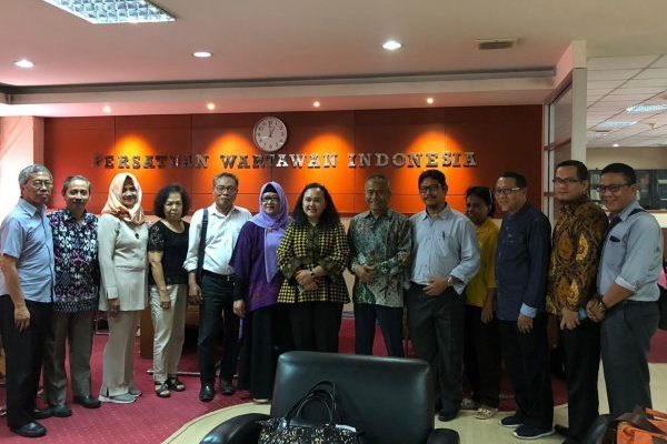 PWI Peduli dan Foodbank Siap Kerja Sama Salurkan Pangan