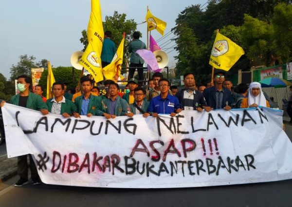 AML Demo Tolak Pembakaran Hutan dan Lahan