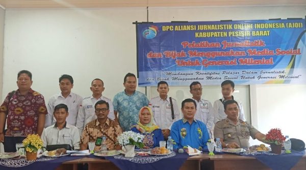 AJOI Pesisir Barat Gelar Pelatihan Jurnalistik Tingkat SMA/SMK Se-Kabupaten