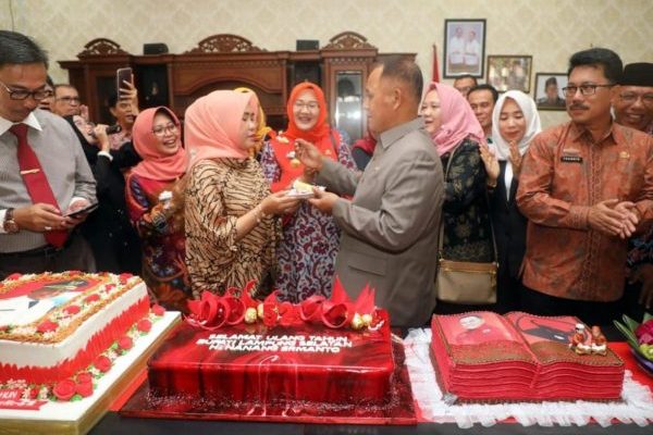 Plt Bupati Lamsel Dapat Surprise Dua Kali di hari Ulang Tahunnya ke-52