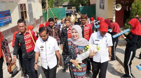 Winarni Dukung Kesiapan Tim Marching Band Gita Bahana Mustika Berlaga Ditingkat Nasional