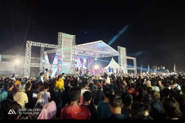 Malam puncak HUT Mesuji Dimeriahkan Nella Kharisma