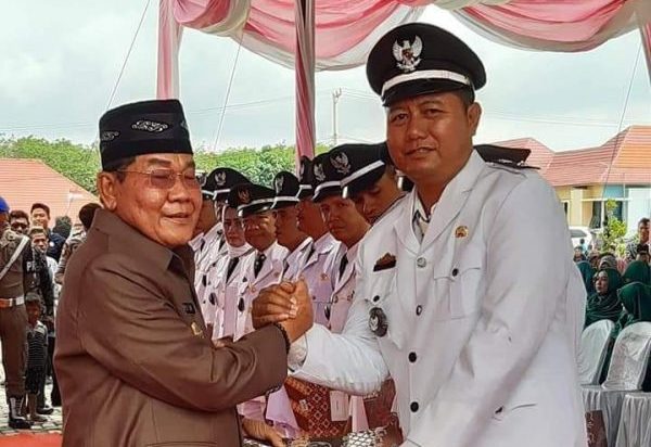 Plt Bupati Saply Lantik 21 Kades Terpilih
