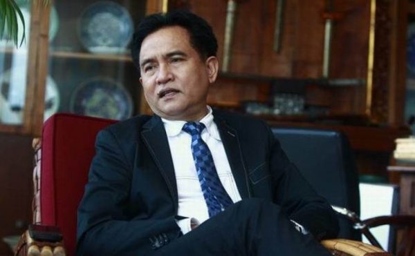 Yusril Kritik Keras Kebijakan PSBB Jokowi