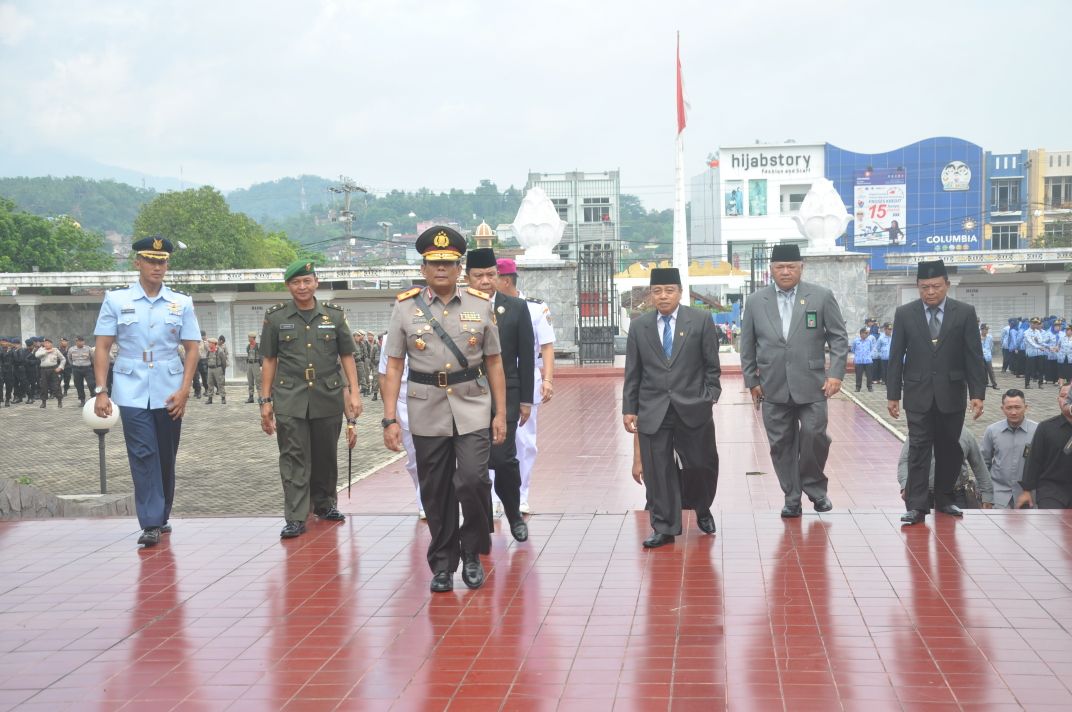 HUT Lampung Ke-54, Forkopimda Lampung Ziarah ke TMP Bandar Lampung