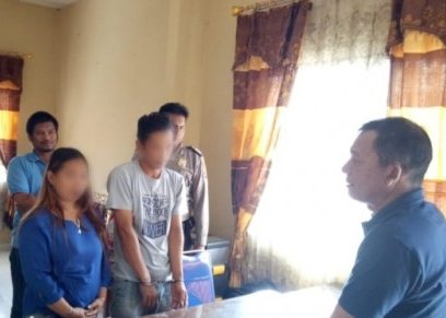 Asik Nyabu Dengan “Brondong” di Rumahnya Janda “Bohai” di Tangkap Polisi