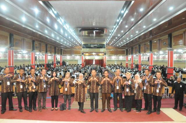 Bupati Lebak Beri Semangat Peserta SKD CPNS 