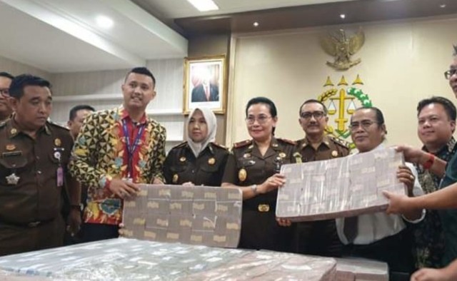 Kejati Setorkan Cicilan Uang Pengganti Rp 10 M dari Alay ke Kas Negara