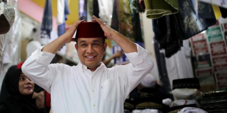 Anies Baswedan Geber Program Sholat Subuh Berjamaah dan Magrib Mengaji untuk Kurangi Kenakalan Remaja
