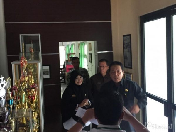 Gubernur Sidak SMA Negeri 1 Metro