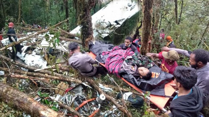 Pesawat Dimonim Air Terjatuh di Papua Delapan Tewas Satu Bocah 12 Tahun Selamat