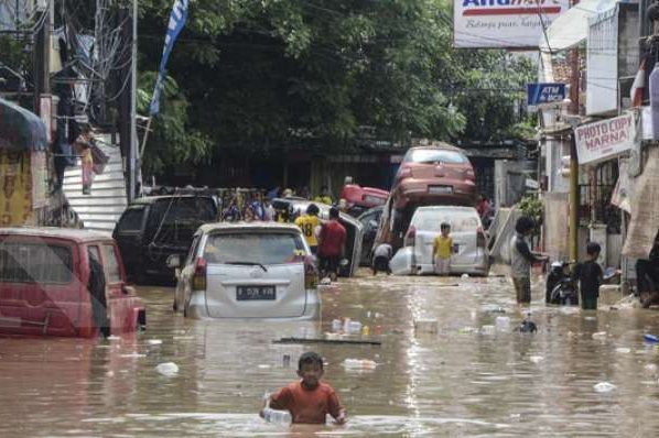 BNPB Korban Banjir Jakarta-Jawa Barat 43 di Kabarkan Tewas