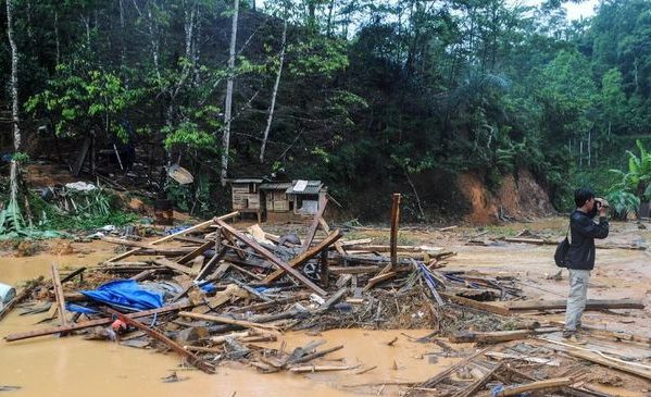 Banjir Bandang Parah Lebak Banten, Ribuan Rumah Terendam Luapan Sungai Ciberang