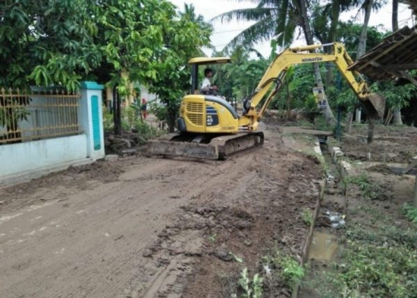 Pemda Pesawaran Kerahkan Alat Beras dan DIstribusi Bantuan Korban Banjir