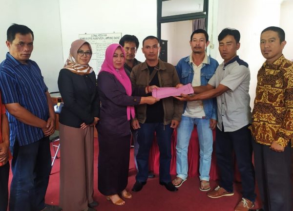 Kecewa Dengan Saber Pungli Kejari Lampung Barat, Warga Korban Pungli PKH “Ngadu” Ke Dewan