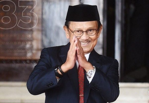Presiden ke 3 RI Prof BJ Habibie Tutup Usia