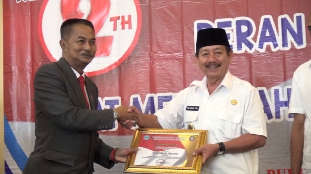 Herman HN Terima Penghargaan BNM RI