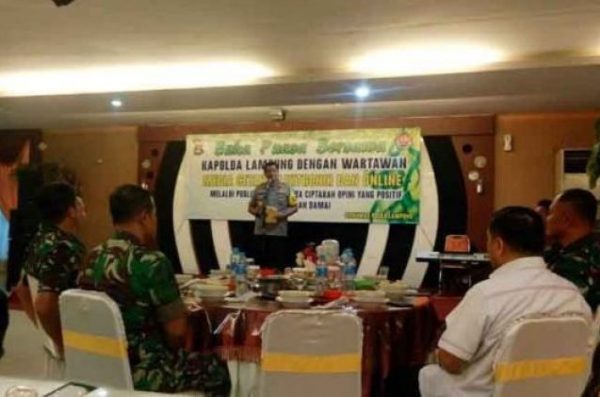 Kapolda Lampung Ajak Wartawan Buka Puasa Bersama