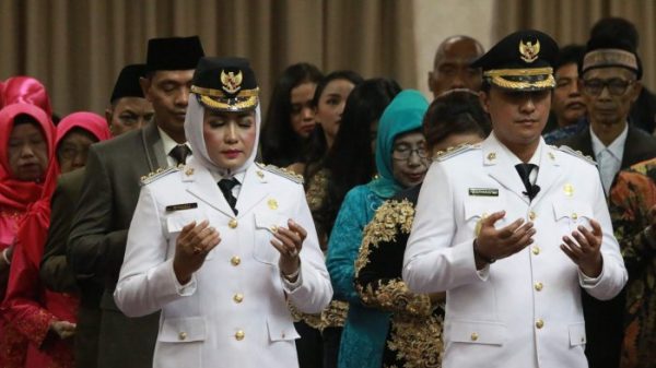 Winarti Dan Hendri Resmi Pimpin Tulangbawang