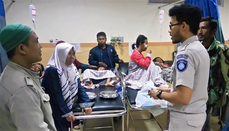 Bus Puspa Vs Travel di Jalan Lintas Sumatera, Tegineneng Satu Tewas 13 Luka Berat